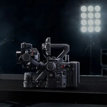 Cargar imagen en el visor de la galería, DJI Ronin 4D 4-Axis Cinema Camera 6K Kit combinado